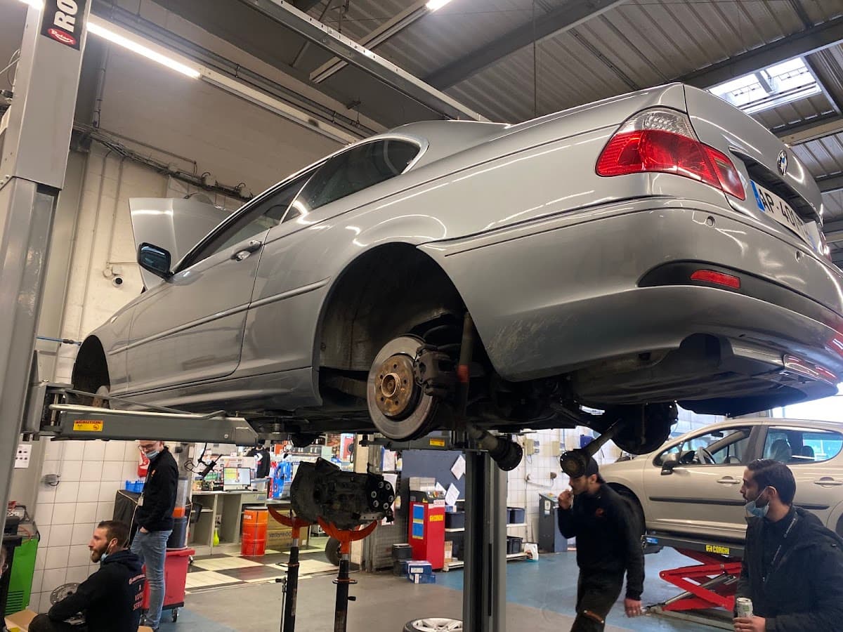 Autobacs