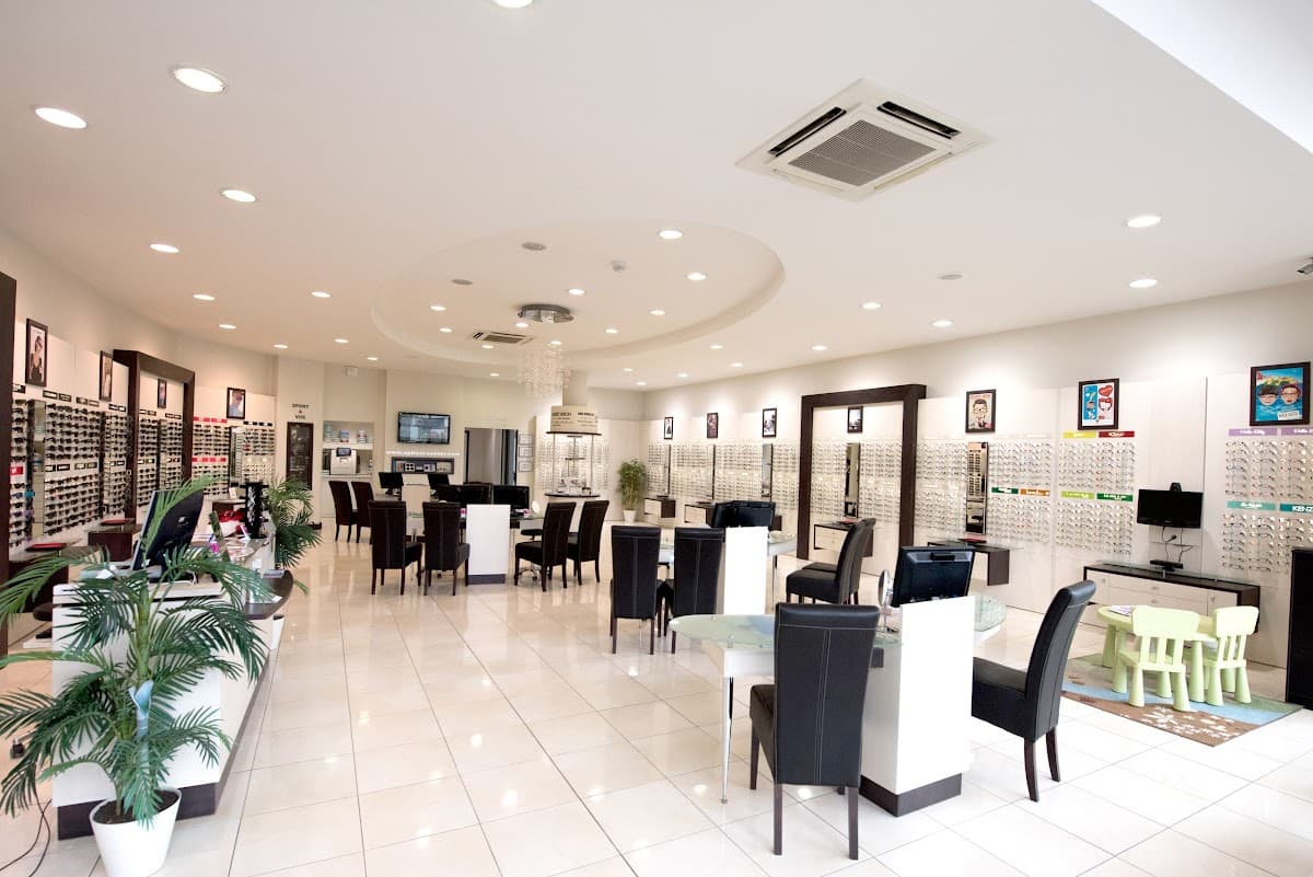 Optical Center
