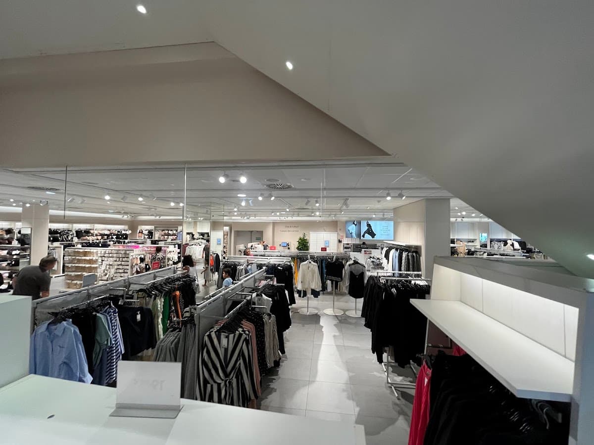 H&M