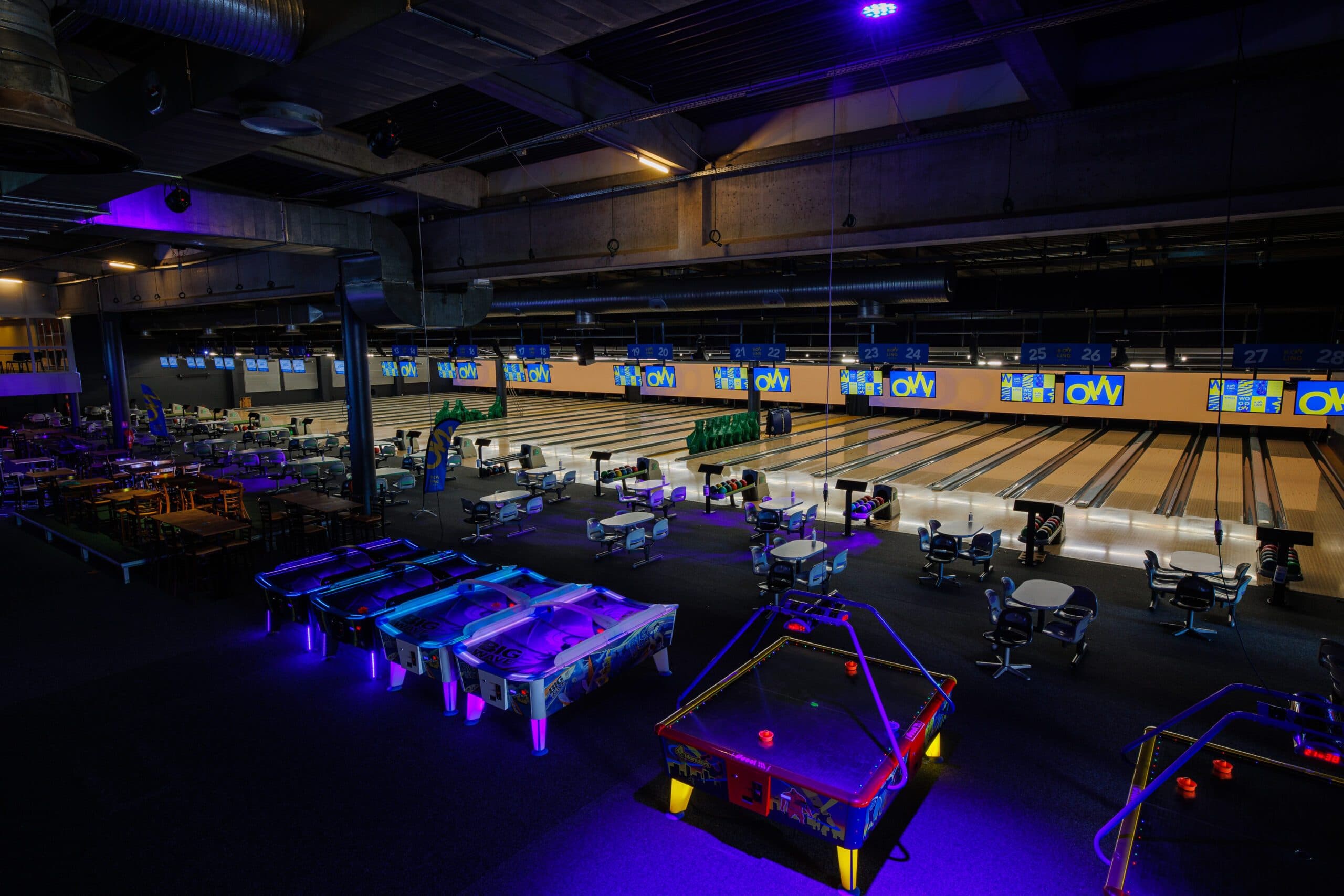 Bowling Plaza