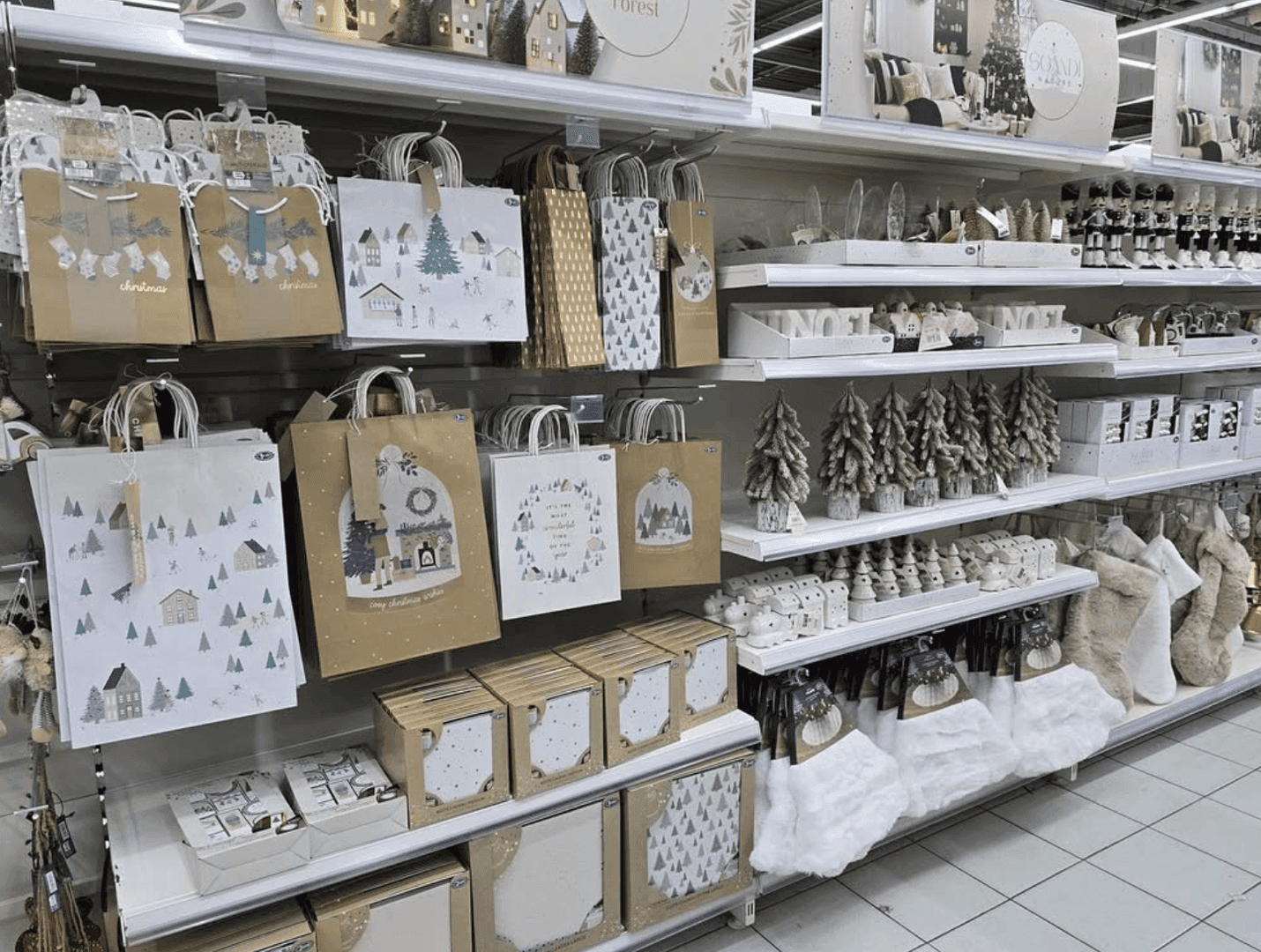 B&M — photo intérieure 2
